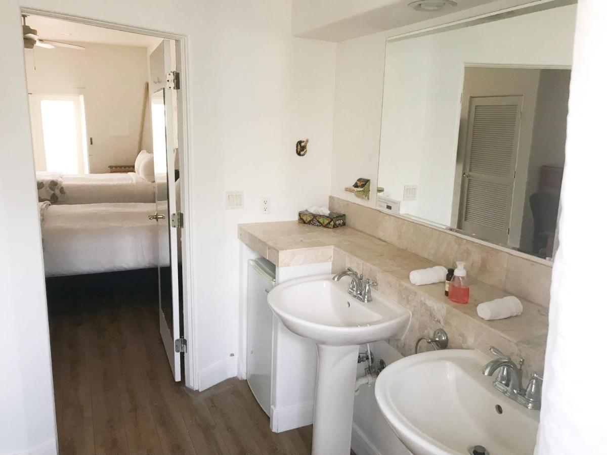 Amira Vacation Resort St. George Bagian luar foto